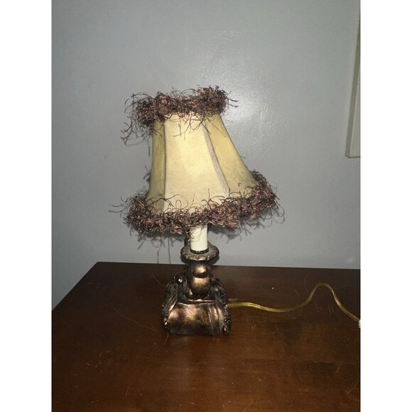 VTG Small Ornate Gilt Finished Two Light Table Lamp Beige Fabric Shades - Picture 2 of 10